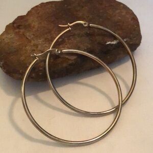 053 Elegant gold color Hoop Earrings